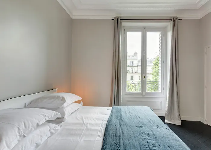 Habitat Parisien - Drouot Luxe * Paris