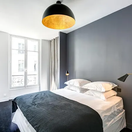 Apartment Drouot Luxe Paris