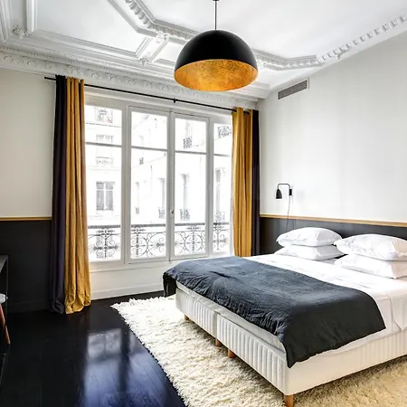 Apartment Drouot Luxe Paris