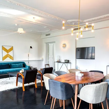 Apartment Drouot Luxe Paris